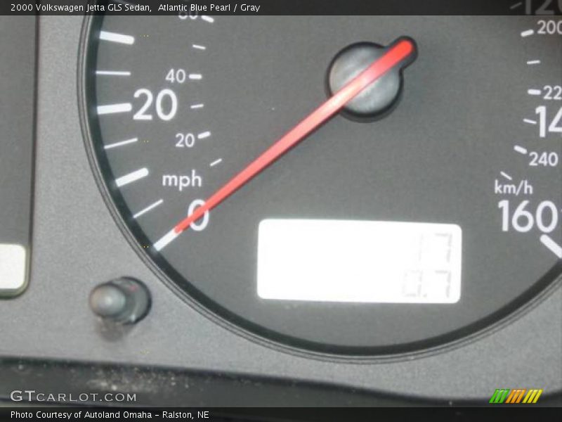 Atlantic Blue Pearl / Gray 2000 Volkswagen Jetta GLS Sedan