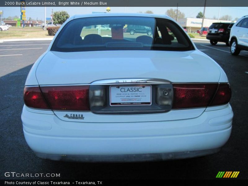 Bright White / Medium Blue 2000 Buick LeSabre Limited