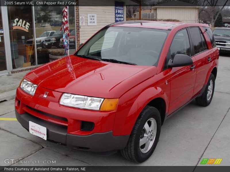 Chili Pepper Red / Gray 2005 Saturn VUE