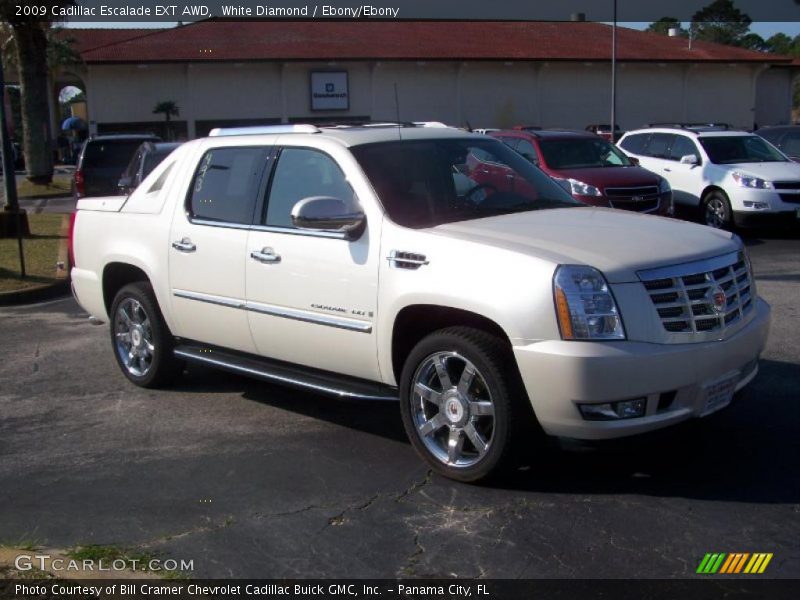 White Diamond / Ebony/Ebony 2009 Cadillac Escalade EXT AWD
