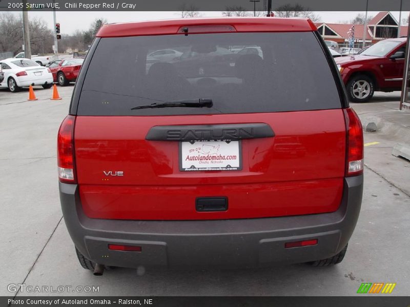 Chili Pepper Red / Gray 2005 Saturn VUE