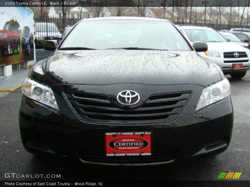 Black / Bisque 2009 Toyota Camry LE
