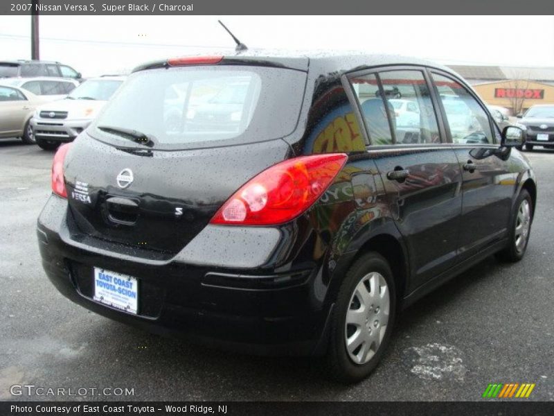 Super Black / Charcoal 2007 Nissan Versa S