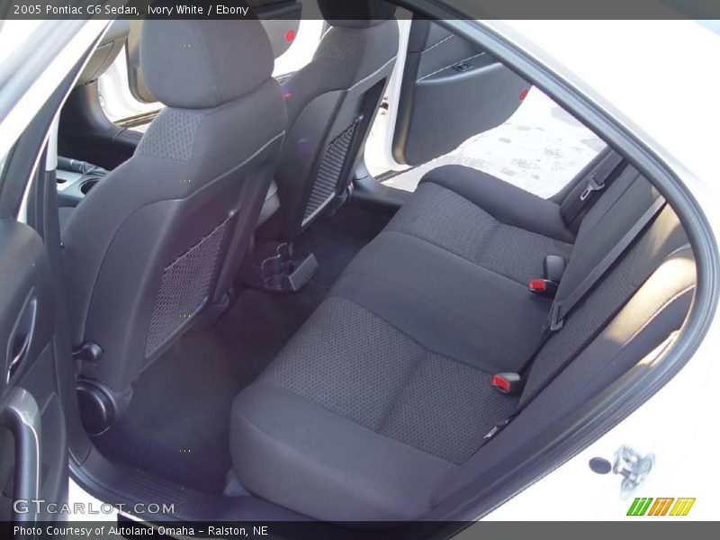 Ivory White / Ebony 2005 Pontiac G6 Sedan