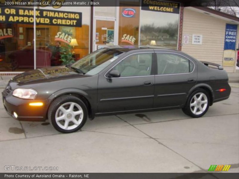 Gray Lustre Metallic / Black 2000 Nissan Maxima GLE