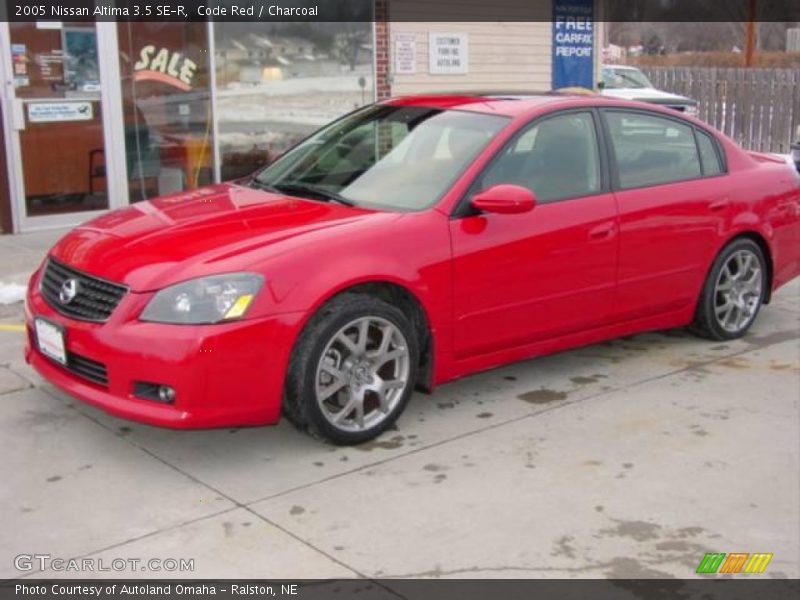 Code Red / Charcoal 2005 Nissan Altima 3.5 SE-R