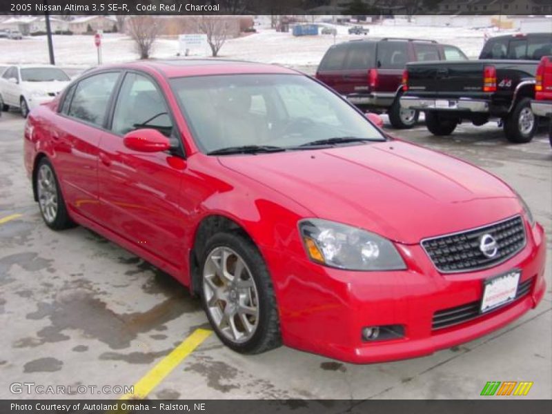 Code Red / Charcoal 2005 Nissan Altima 3.5 SE-R