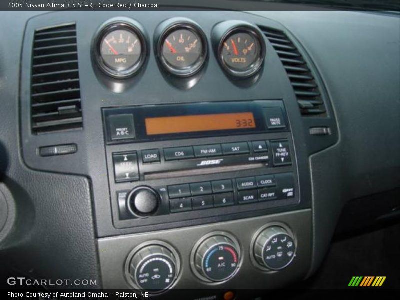 Code Red / Charcoal 2005 Nissan Altima 3.5 SE-R