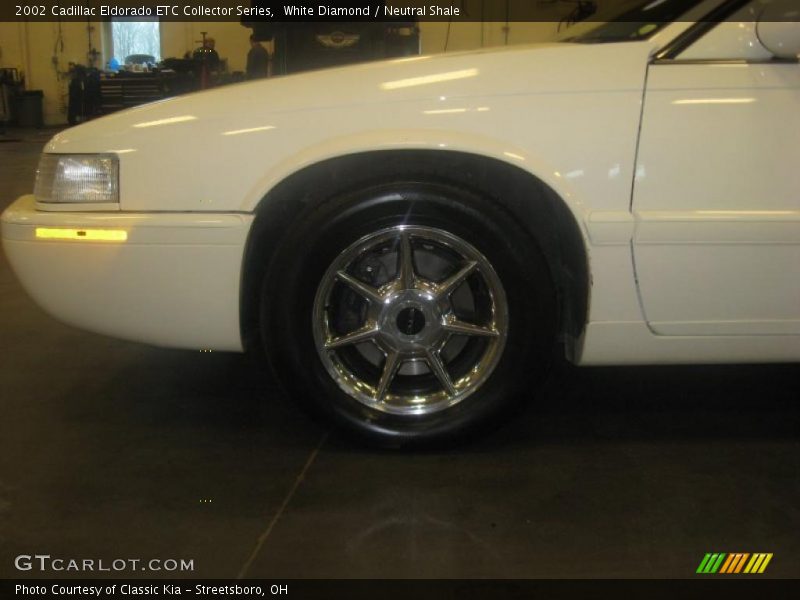 White Diamond / Neutral Shale 2002 Cadillac Eldorado ETC Collector Series