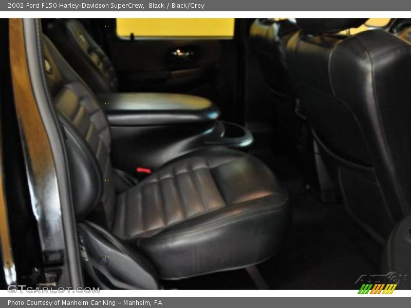 Black / Black/Grey 2002 Ford F150 Harley-Davidson SuperCrew
