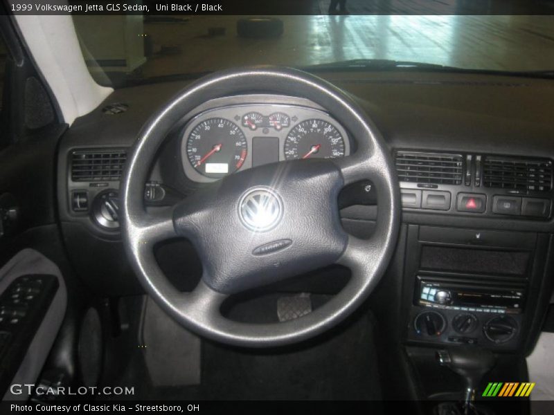 Uni Black / Black 1999 Volkswagen Jetta GLS Sedan