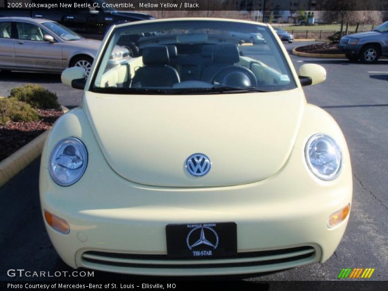 Mellow Yellow / Black 2005 Volkswagen New Beetle GL Convertible