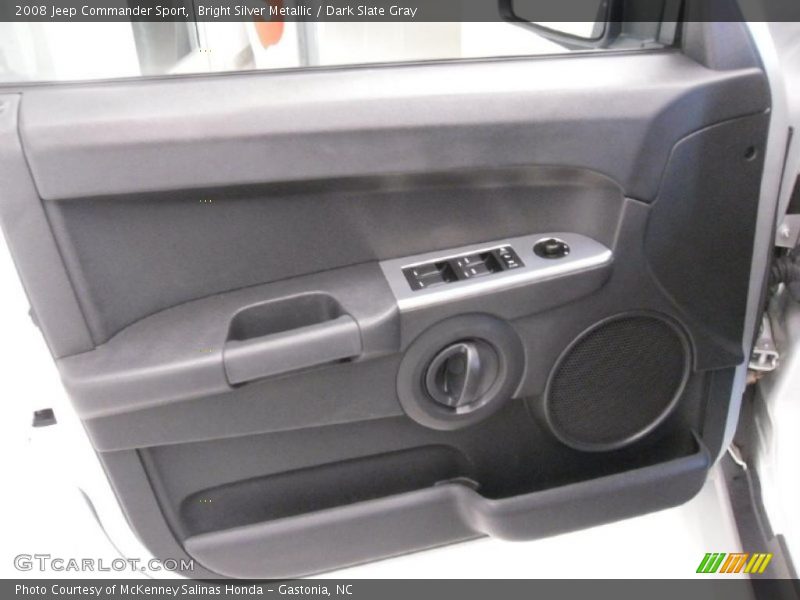 Bright Silver Metallic / Dark Slate Gray 2008 Jeep Commander Sport