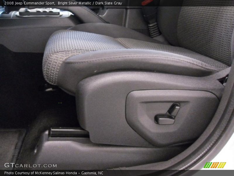 Bright Silver Metallic / Dark Slate Gray 2008 Jeep Commander Sport