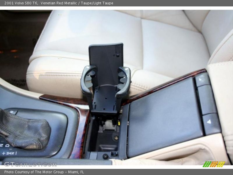 Venetian Red Metallic / Taupe/Light Taupe 2001 Volvo S80 T6