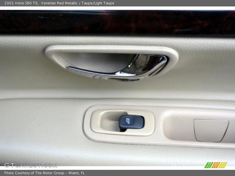 Venetian Red Metallic / Taupe/Light Taupe 2001 Volvo S80 T6