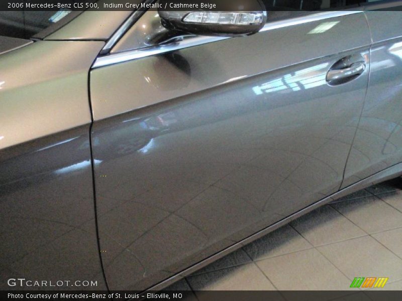 Indium Grey Metallic / Cashmere Beige 2006 Mercedes-Benz CLS 500