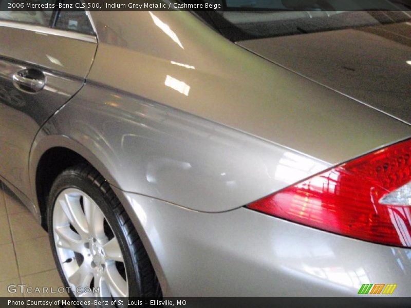 Indium Grey Metallic / Cashmere Beige 2006 Mercedes-Benz CLS 500