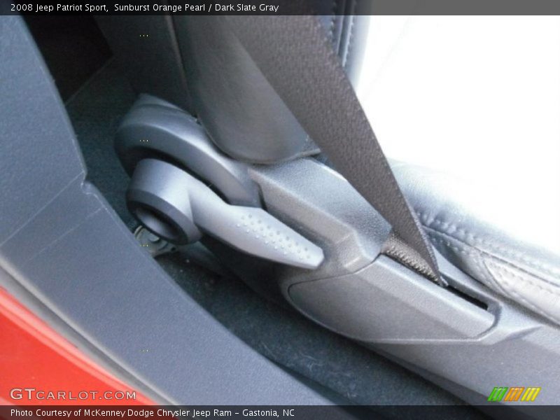 Sunburst Orange Pearl / Dark Slate Gray 2008 Jeep Patriot Sport