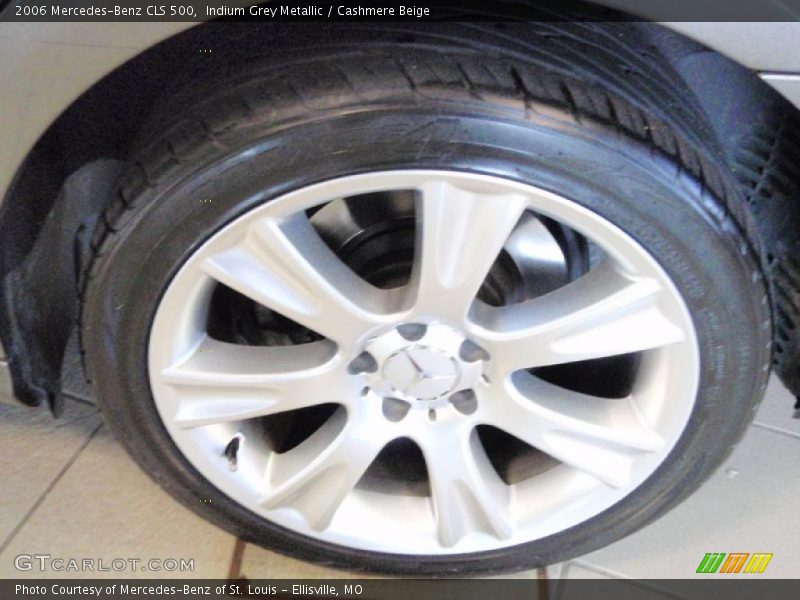 Indium Grey Metallic / Cashmere Beige 2006 Mercedes-Benz CLS 500