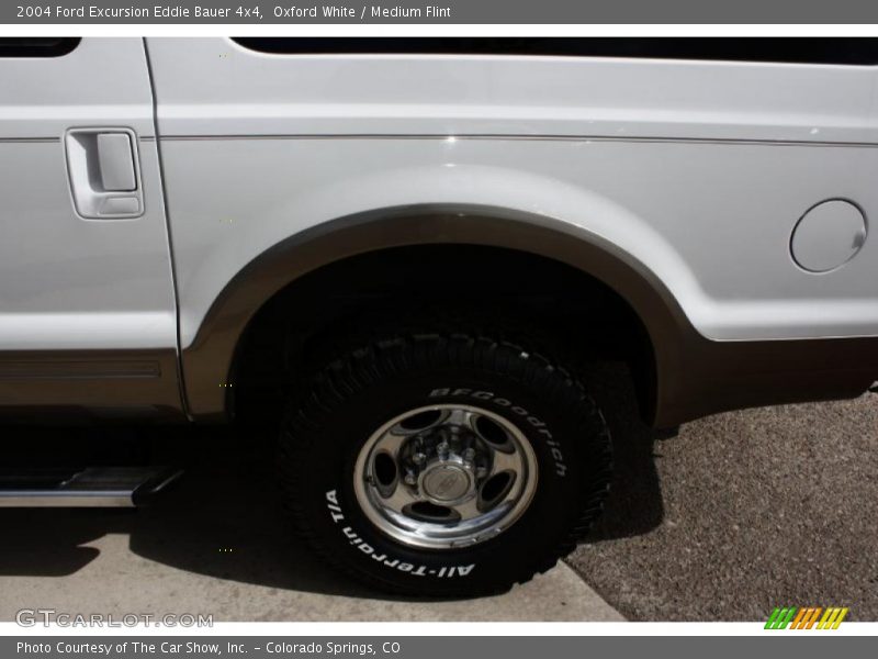 Oxford White / Medium Flint 2004 Ford Excursion Eddie Bauer 4x4