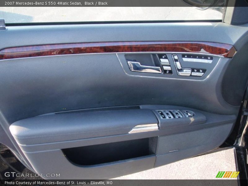 Black / Black 2007 Mercedes-Benz S 550 4Matic Sedan