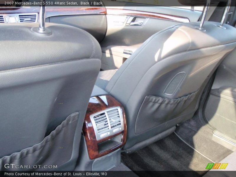 Black / Black 2007 Mercedes-Benz S 550 4Matic Sedan