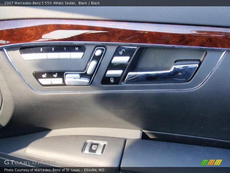 Black / Black 2007 Mercedes-Benz S 550 4Matic Sedan