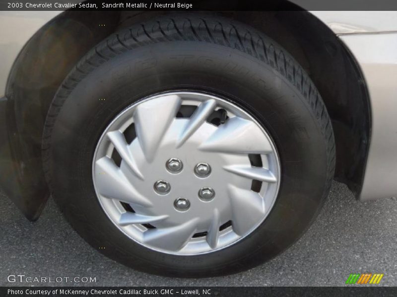 Sandrift Metallic / Neutral Beige 2003 Chevrolet Cavalier Sedan