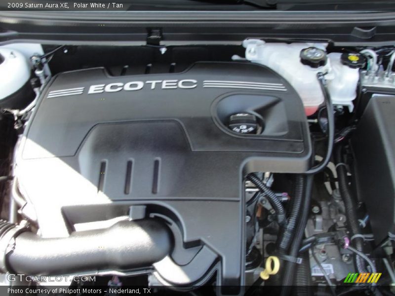 Polar White / Tan 2009 Saturn Aura XE