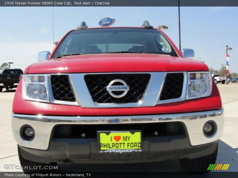 Red Alert / Charcoal 2006 Nissan Frontier NISMO Crew Cab