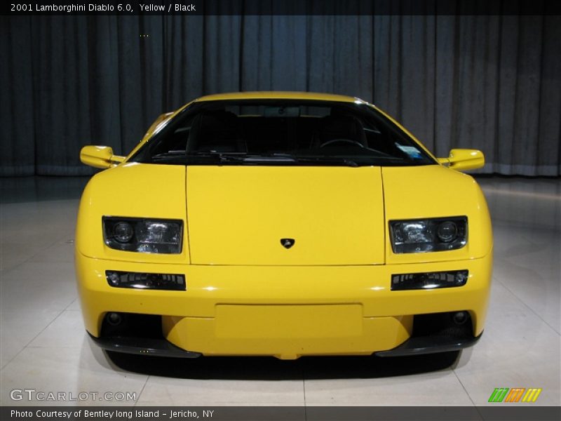 Yellow / Black 2001 Lamborghini Diablo 6.0