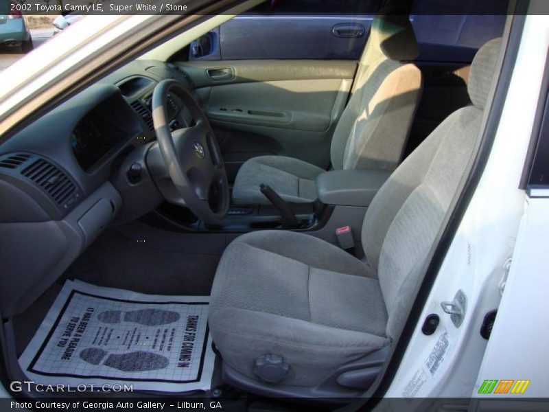 Super White / Stone 2002 Toyota Camry LE