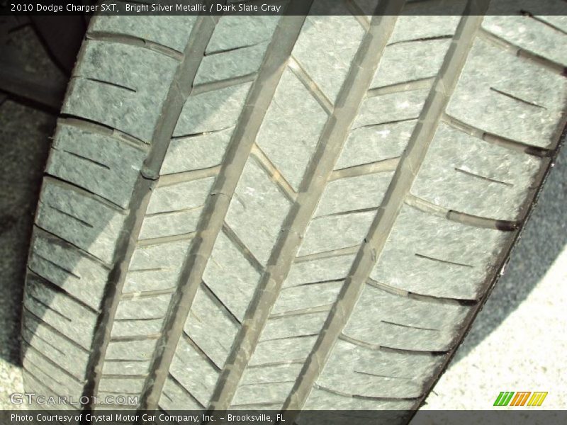Bright Silver Metallic / Dark Slate Gray 2010 Dodge Charger SXT