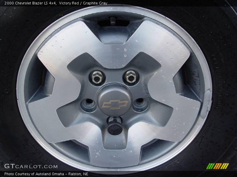 Victory Red / Graphite Gray 2000 Chevrolet Blazer LS 4x4