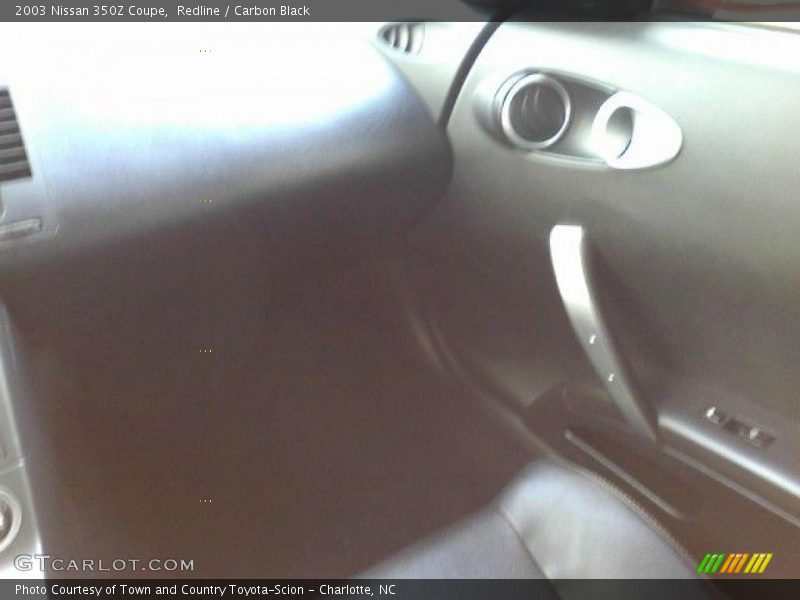 Redline / Carbon Black 2003 Nissan 350Z Coupe