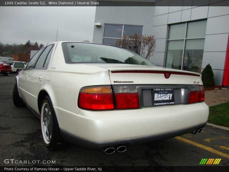 White Diamond / Neutral Shale 1999 Cadillac Seville SLS