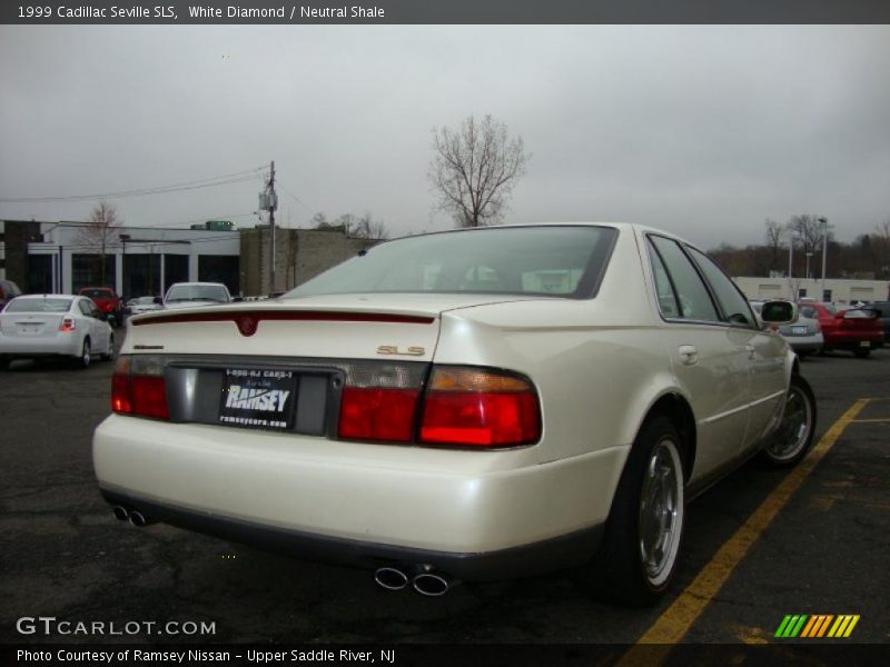 White Diamond / Neutral Shale 1999 Cadillac Seville SLS