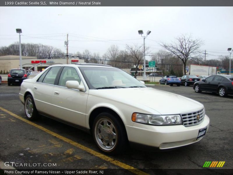White Diamond / Neutral Shale 1999 Cadillac Seville SLS