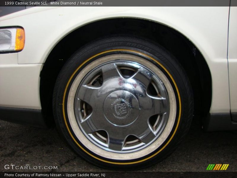 White Diamond / Neutral Shale 1999 Cadillac Seville SLS