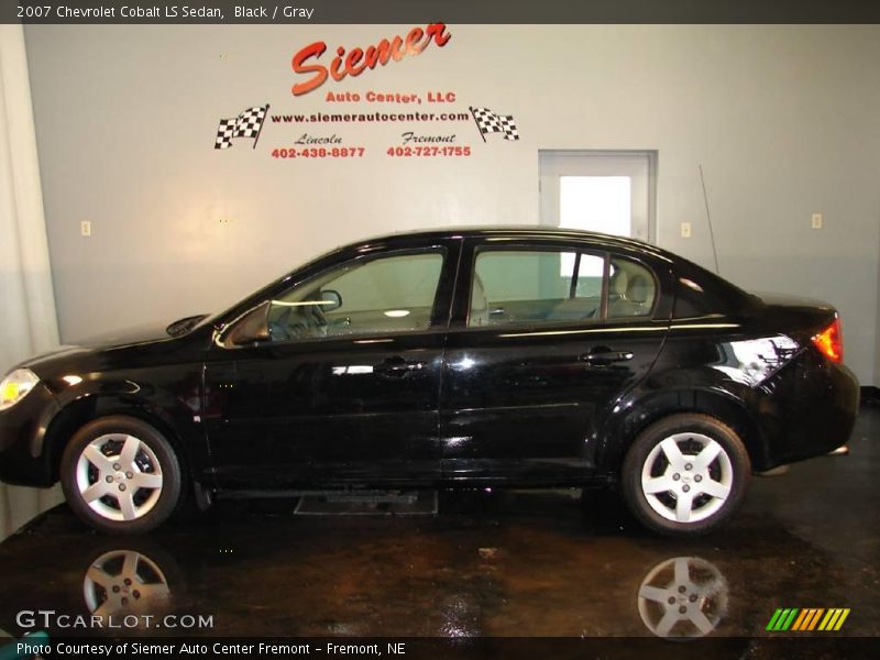 Black / Gray 2007 Chevrolet Cobalt LS Sedan