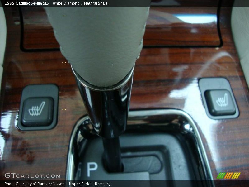 White Diamond / Neutral Shale 1999 Cadillac Seville SLS