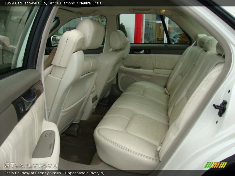 White Diamond / Neutral Shale 1999 Cadillac Seville SLS