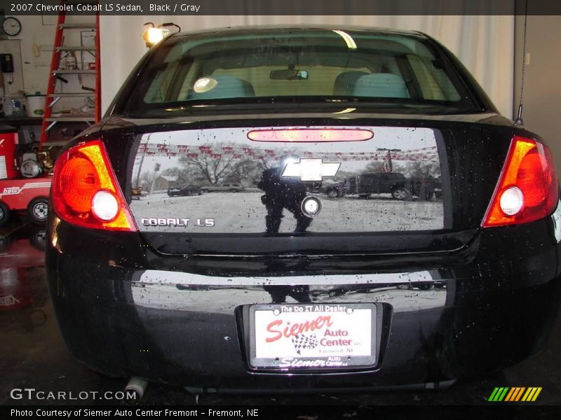 Black / Gray 2007 Chevrolet Cobalt LS Sedan