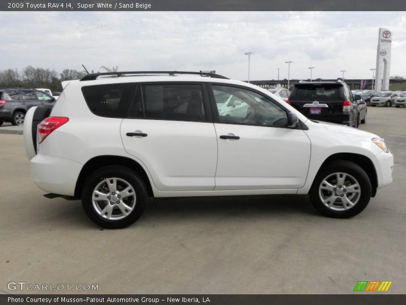 Super White / Sand Beige 2009 Toyota RAV4 I4