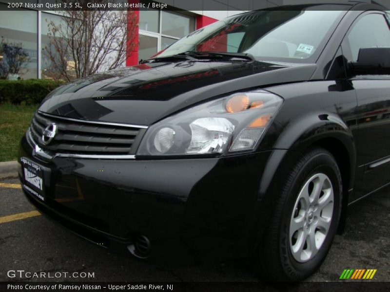 Galaxy Black Metallic / Beige 2007 Nissan Quest 3.5 SL