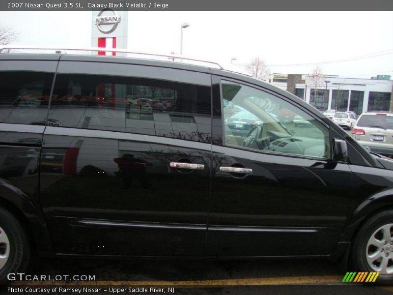 Galaxy Black Metallic / Beige 2007 Nissan Quest 3.5 SL