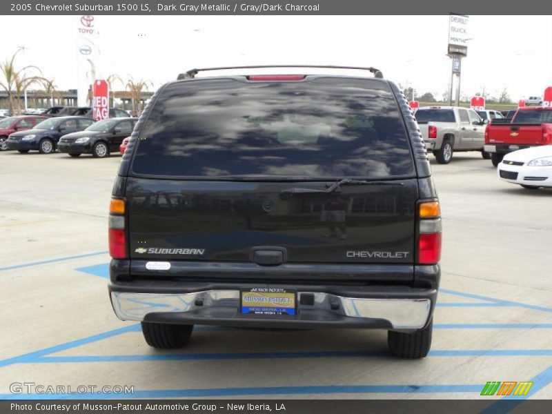 Dark Gray Metallic / Gray/Dark Charcoal 2005 Chevrolet Suburban 1500 LS