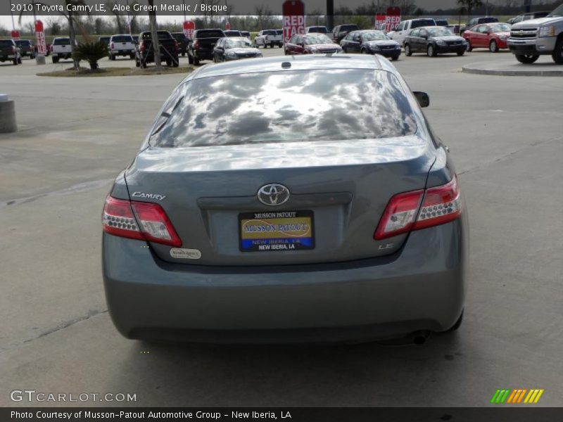 Aloe Green Metallic / Bisque 2010 Toyota Camry LE