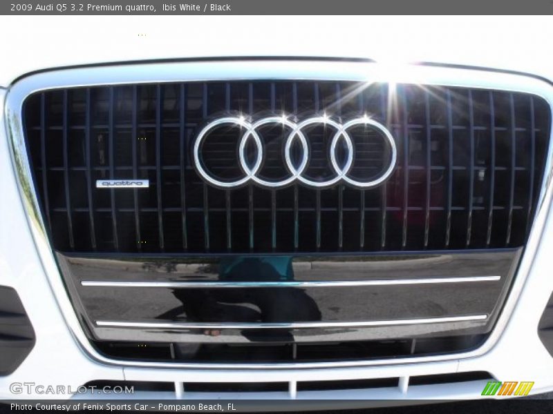 Ibis White / Black 2009 Audi Q5 3.2 Premium quattro